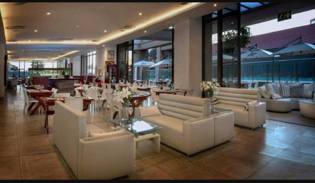 615 Sandton Skye Joanesburgo Exterior foto