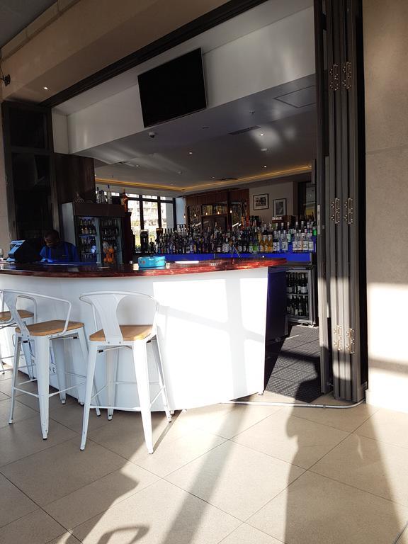 615 Sandton Skye Joanesburgo Exterior foto